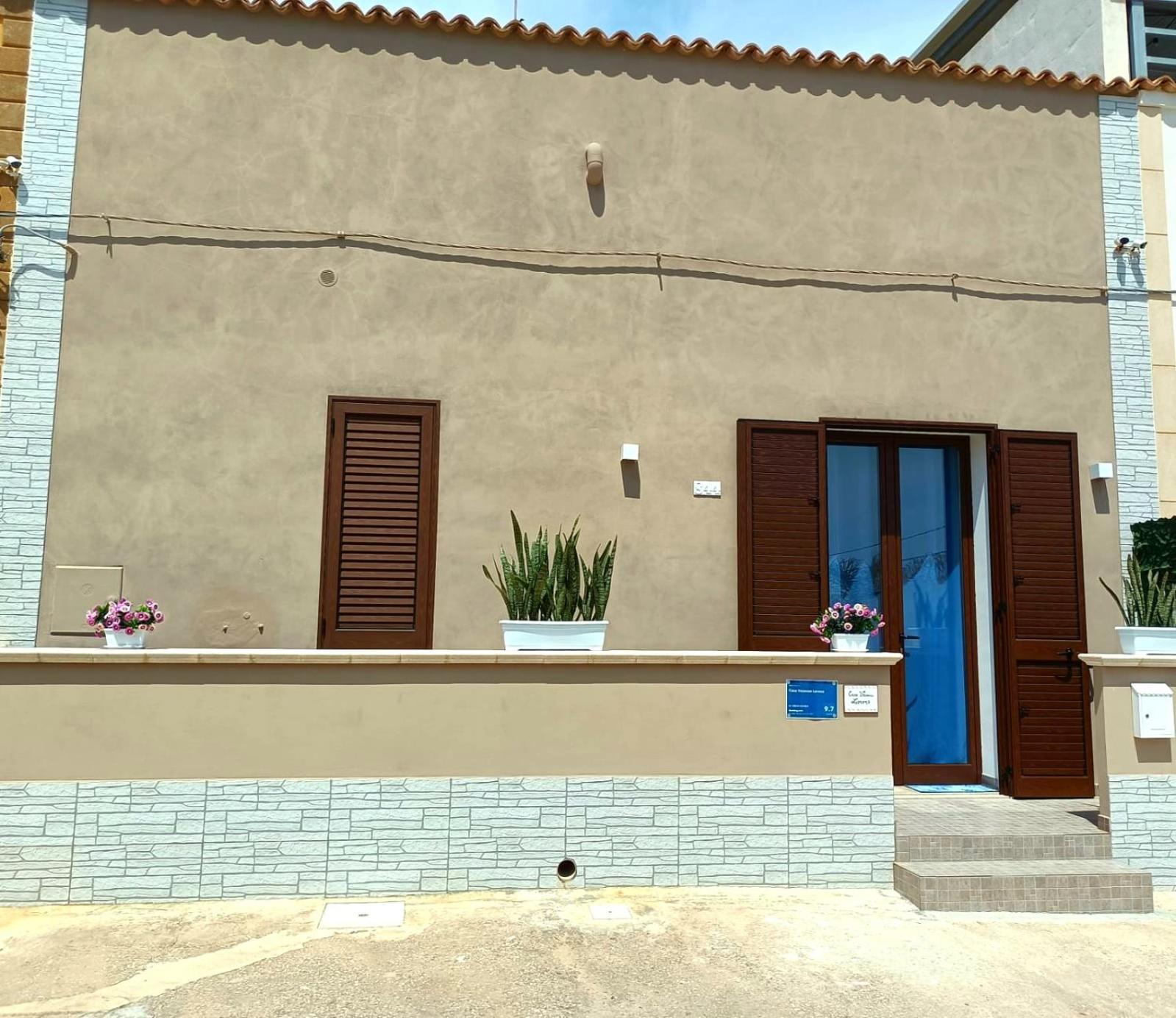 Casa Vacanze Lorenz Marsala Exteriör bild